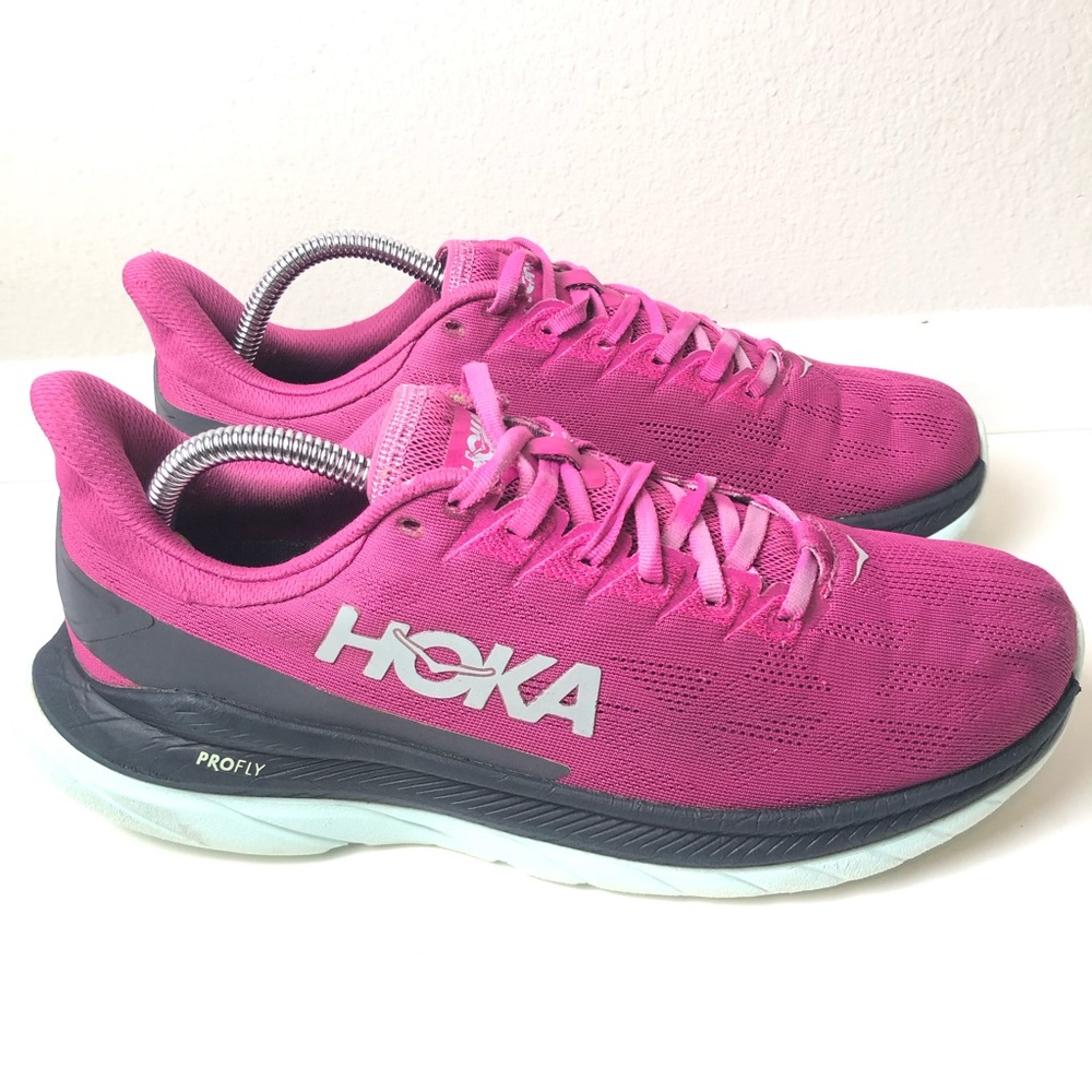 Women Hoka march 4 size 10.5B